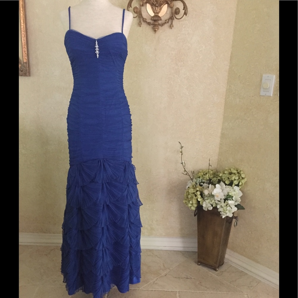 NWOT Mikael Aghal Gown